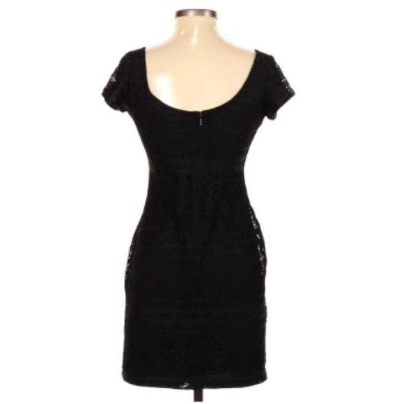 Crochet Dress, S, fully satin lined, zipper back, Snap mini little black dress - Picture 3 of 15